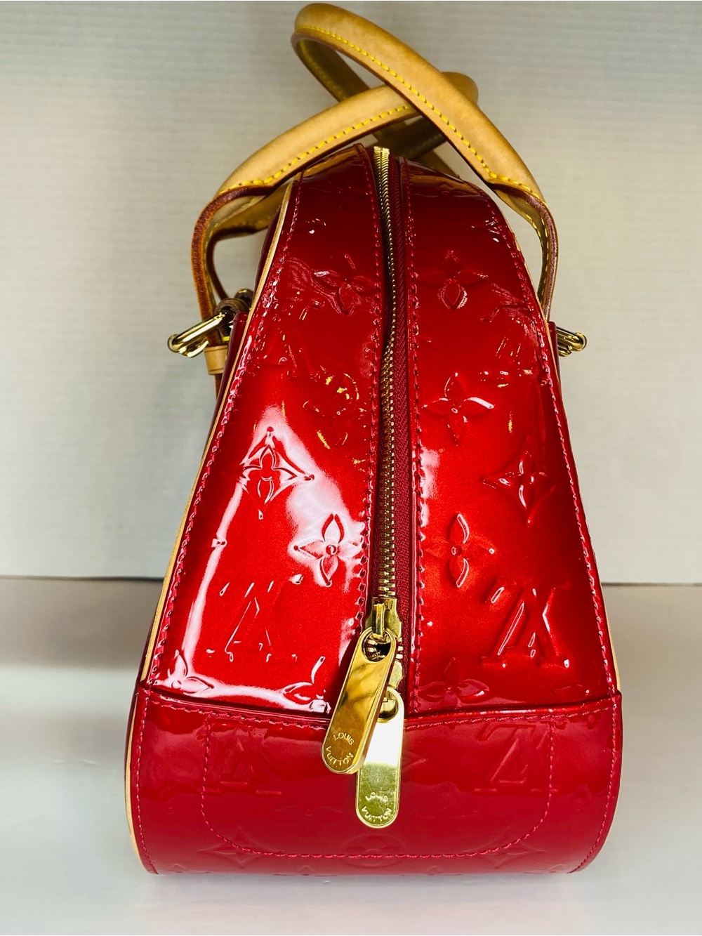 Louis Vuitton Summit Drive Red Vernis Satchel with Natural Leather Trim - Picture 3 of 12